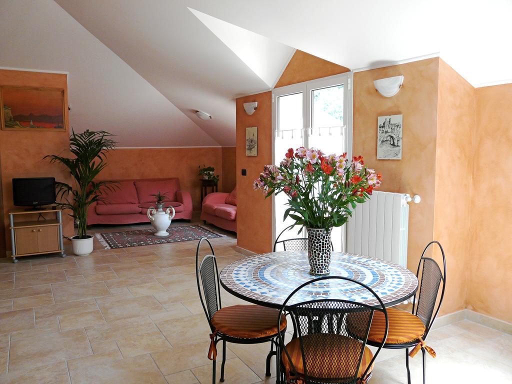 L'Albicocco Apartment Dolceacqua Room photo